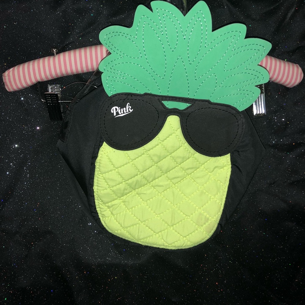 VS PINK Pineapple Cooler Lunchbox